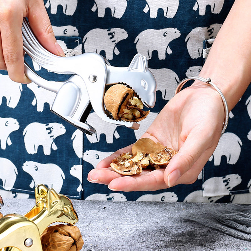 Simple Cracker for Walnuts and Pecans