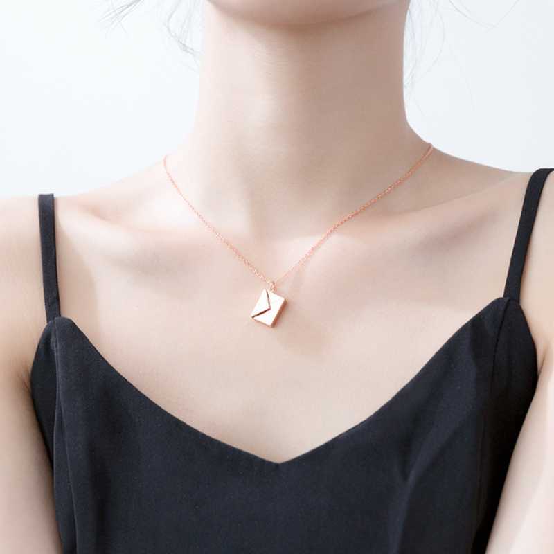 Silver Tone Chain Wrap Pendant Necklace