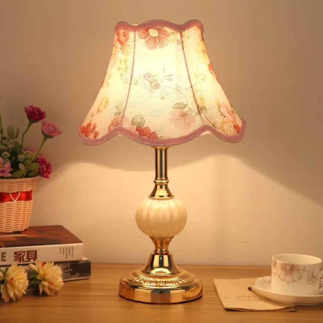 Vintage Scandinavian Table Lamp - Luxicro