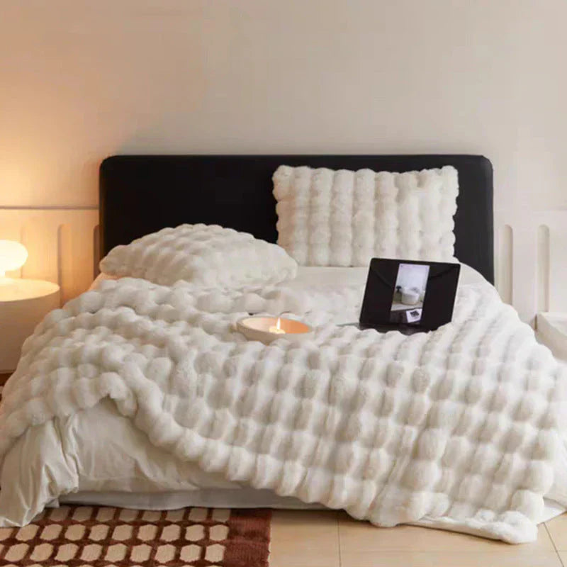 Soft Fuzzy Artificial Fur Blanket