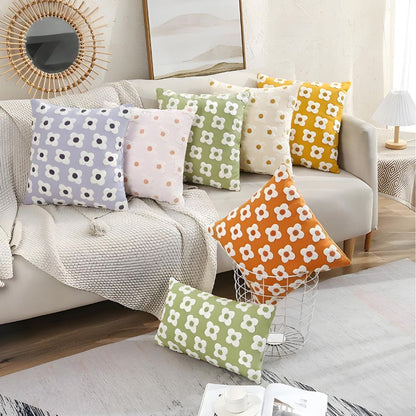 Beautiful Floral Pattern Pillow Cover - Luxicro