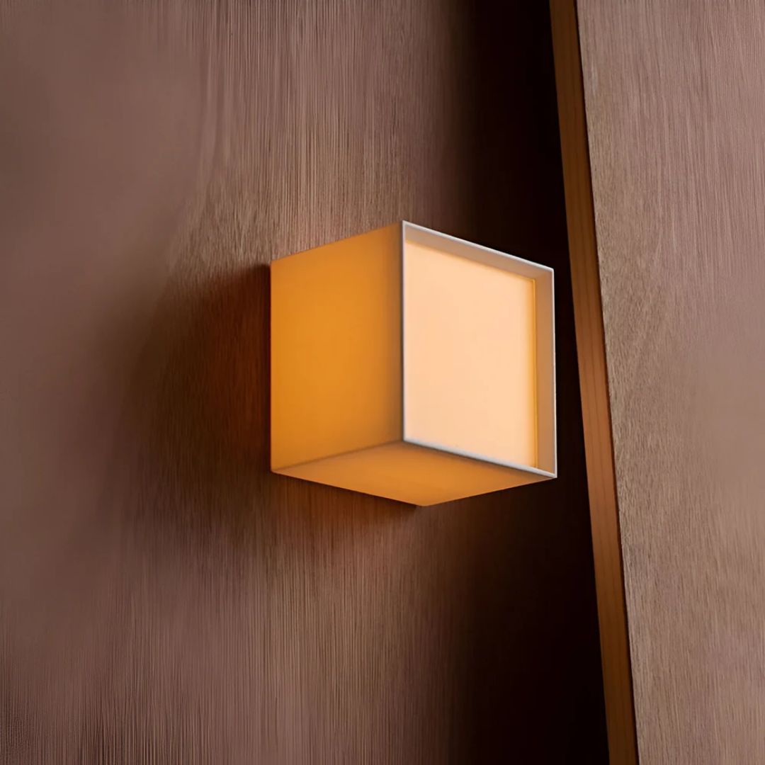Contemporary Sleek Interior Wall Lamp