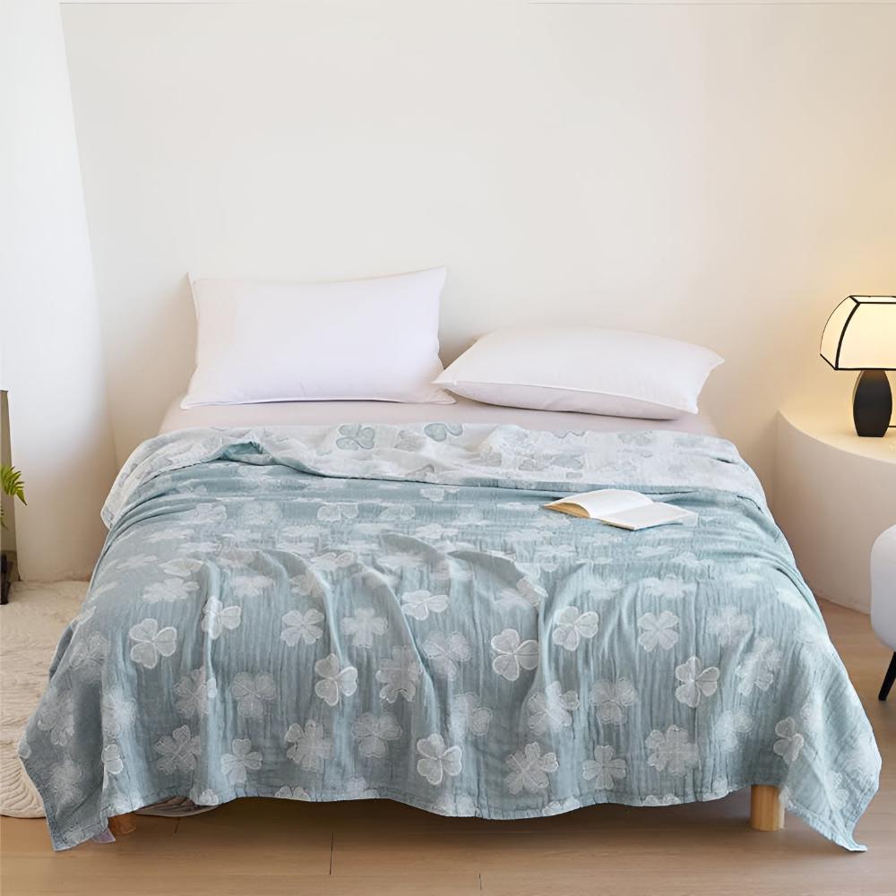 Lucky Green Plush Throw Blanket - Luxicro