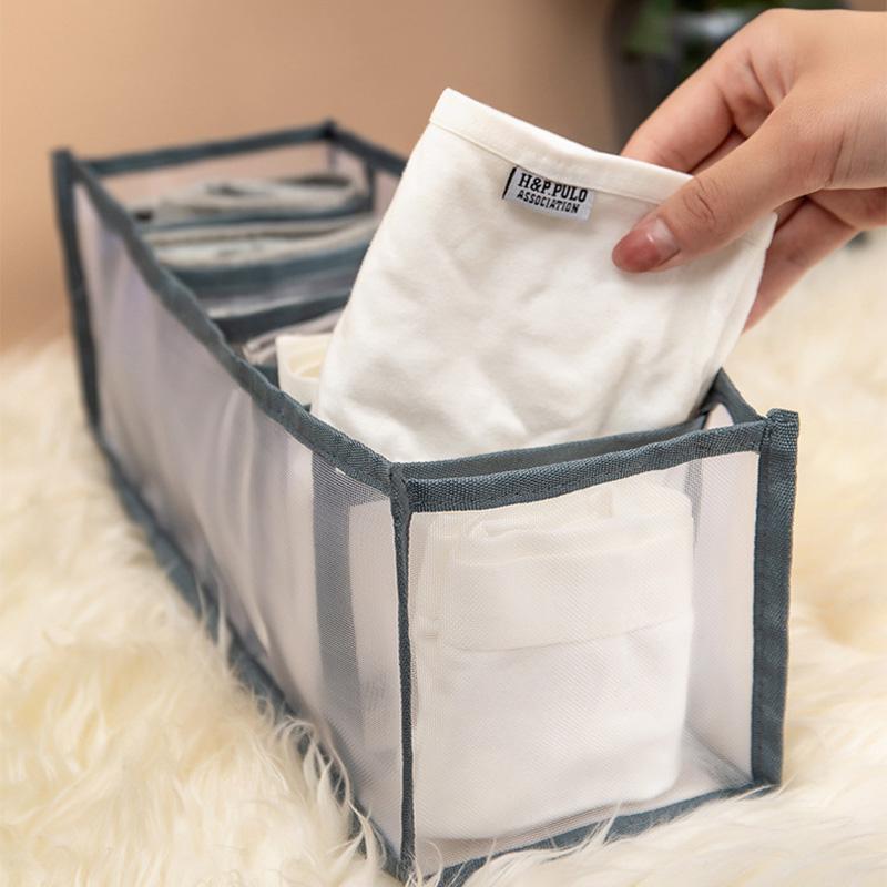 Compact Bra and Lingerie Storage Case - Luxicro