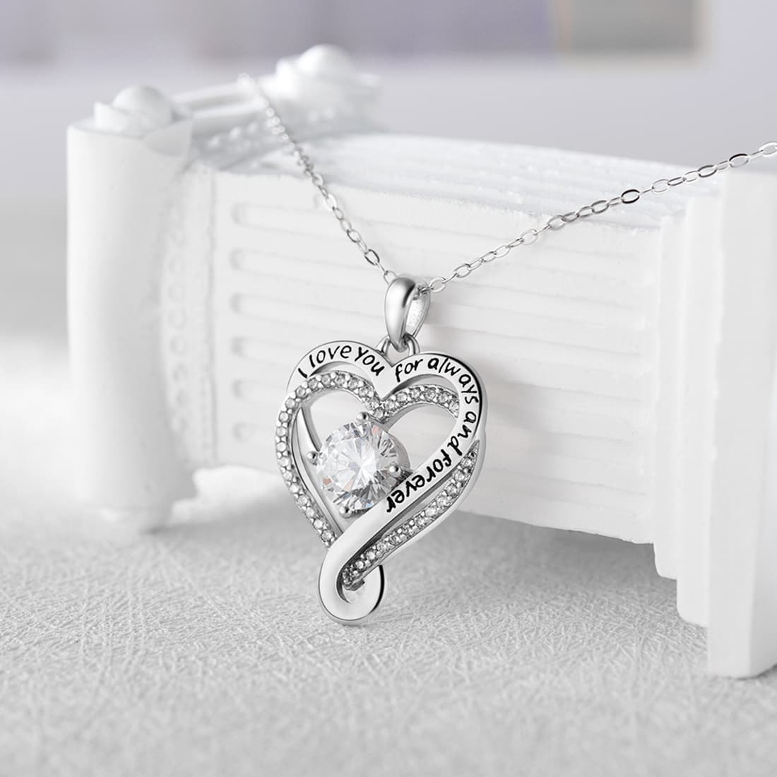 Beautiful Heart Pendant Necklace for Women