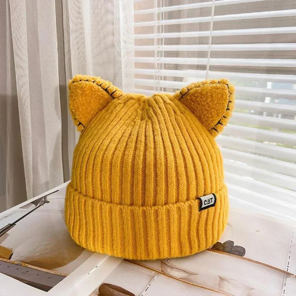 Cozy Women's Cable Knit Beanie Hat
