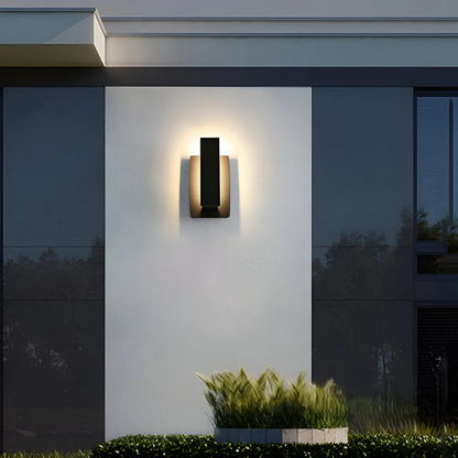 Compact Bright Garden LED Lamp