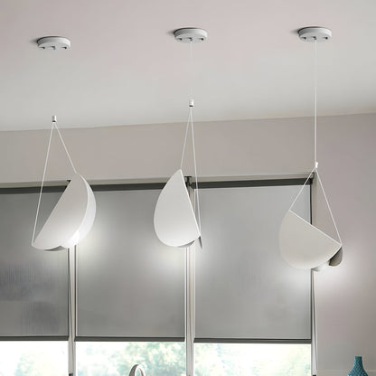 Chic Glass Hanging Lamp