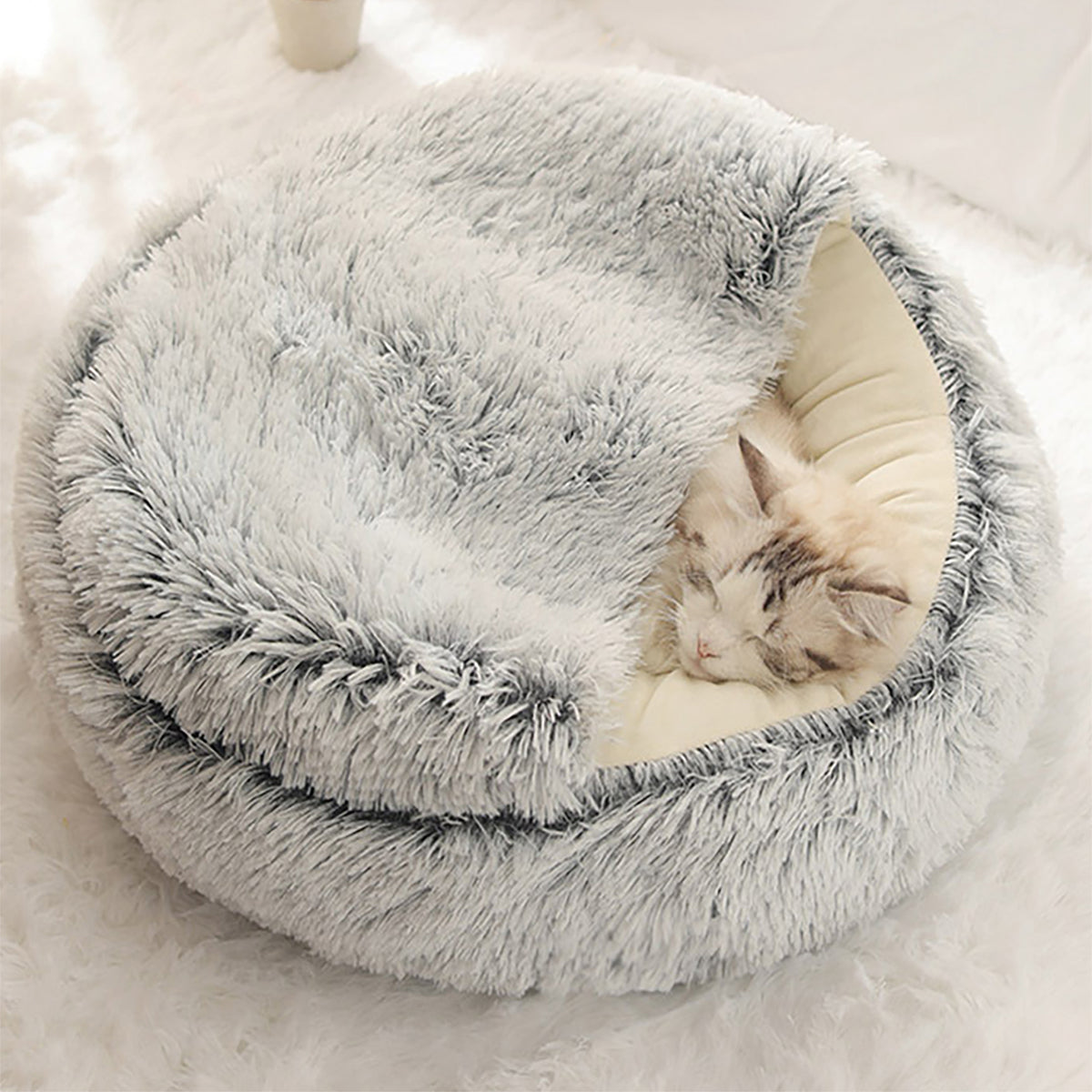 Cozy Pet Bedding for Calm Sleep