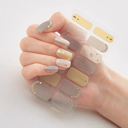 Simple DIY Holiday Nail Art Set
