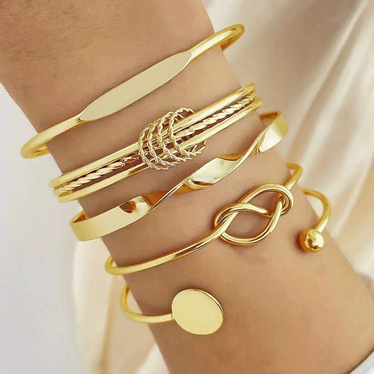 Trendy 5 Piece Twist Style Bangles Set - Luxicro