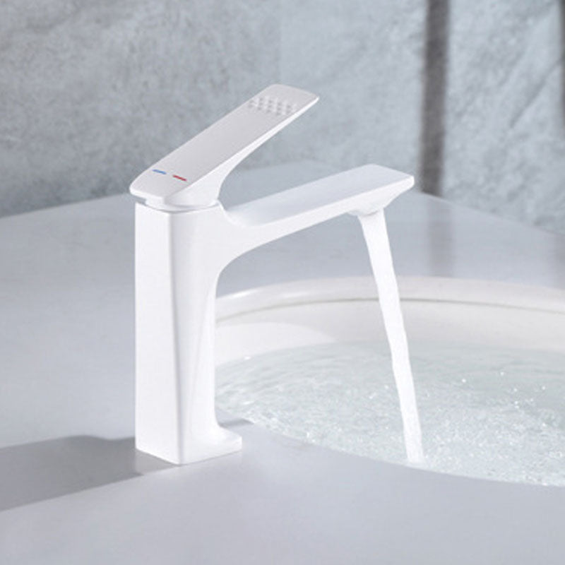 Contemporary Chrome Bathroom Sink Faucet