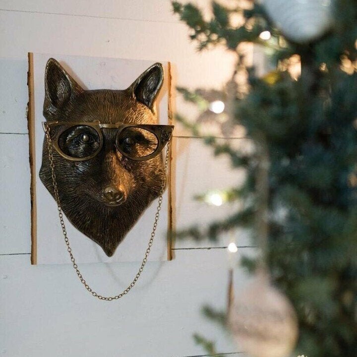 Fun Wildlife Wall Decoration for Living Room