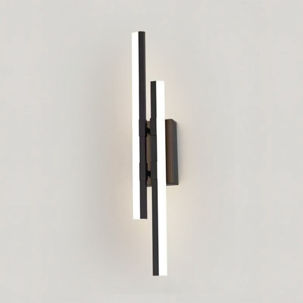 Slim LED Wall Light for Contemporary Spaces - Luxicro