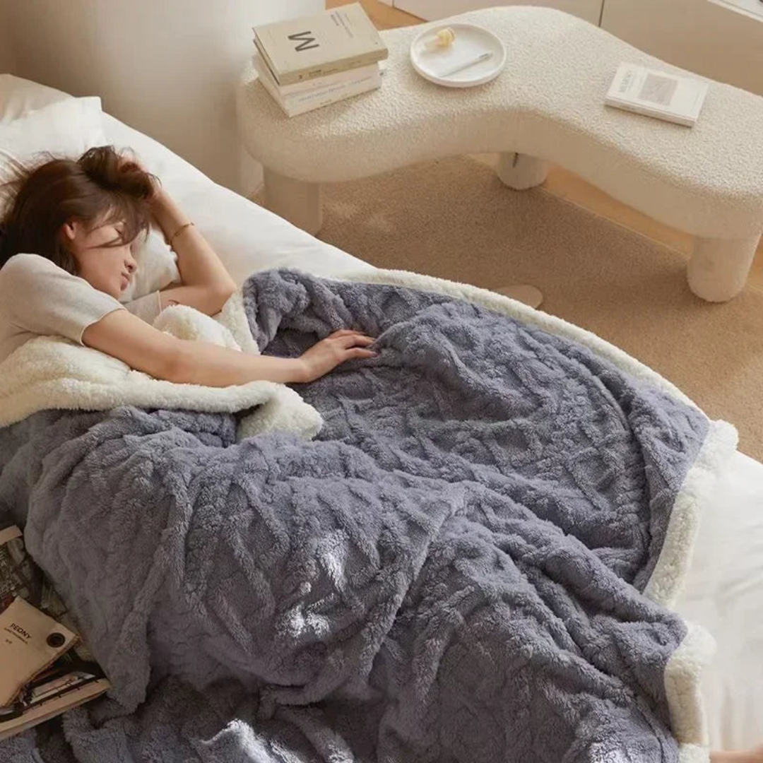 Soft Warm Fleece Blanket for Bed and Sofa