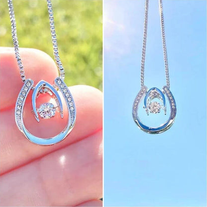 Stylish Horse Shoe Pendant Necklace