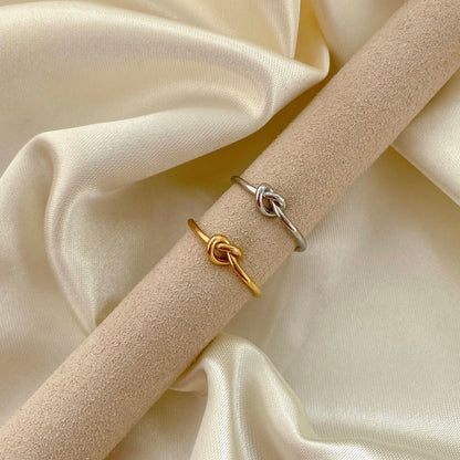 Elegant Heart Diamond Engagement Ring