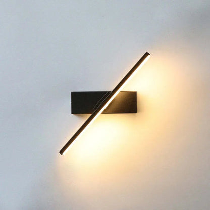Stylish Adjustable Wall Light for Modern Homes