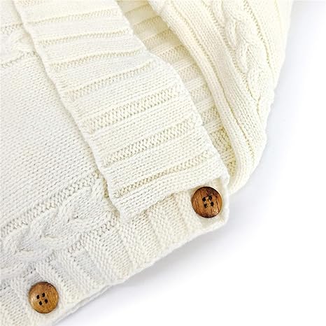 Cozy Infant Sleeping Bag - Gentle Warmth for Babies
