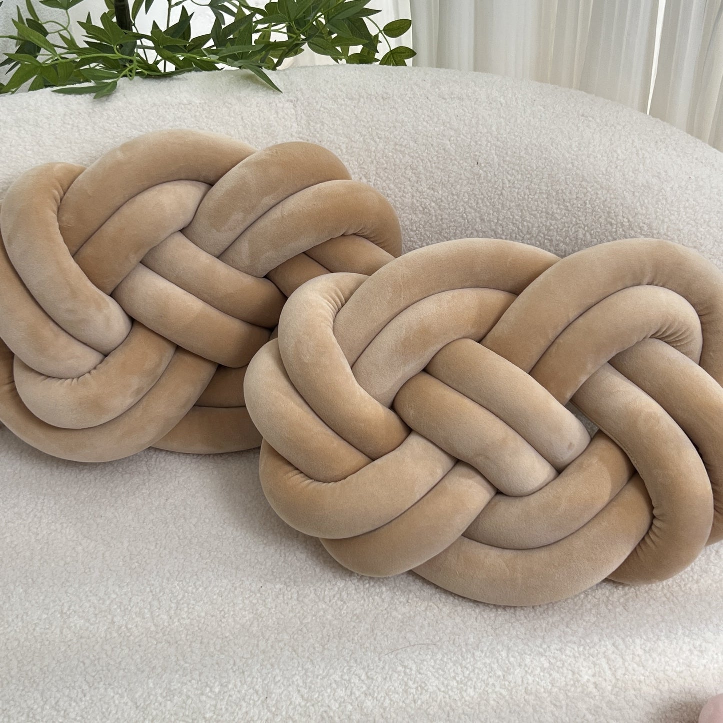 Cozy Faux Fur Round Accent Pillows - 2 Pack