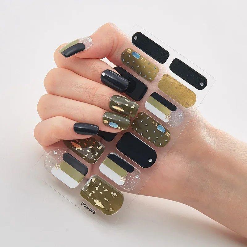 Simple DIY Holiday Nail Art Set