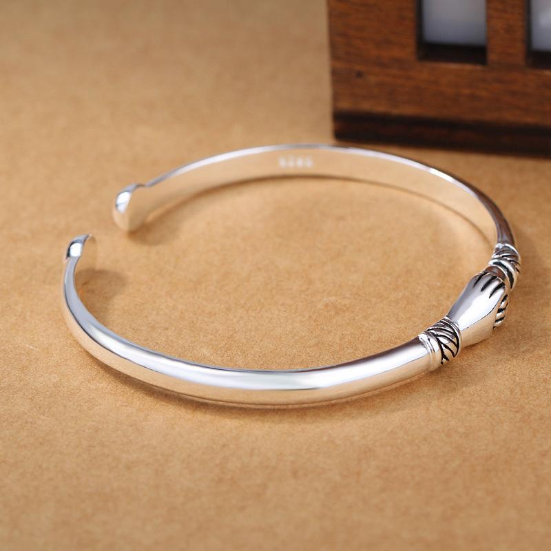 Best Friend Handshake Charm Bracelet