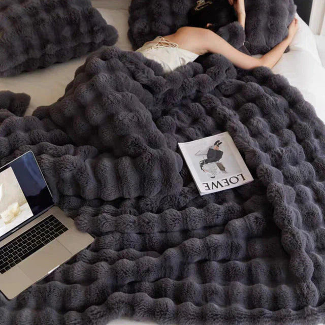 Soft Fuzzy Artificial Fur Blanket