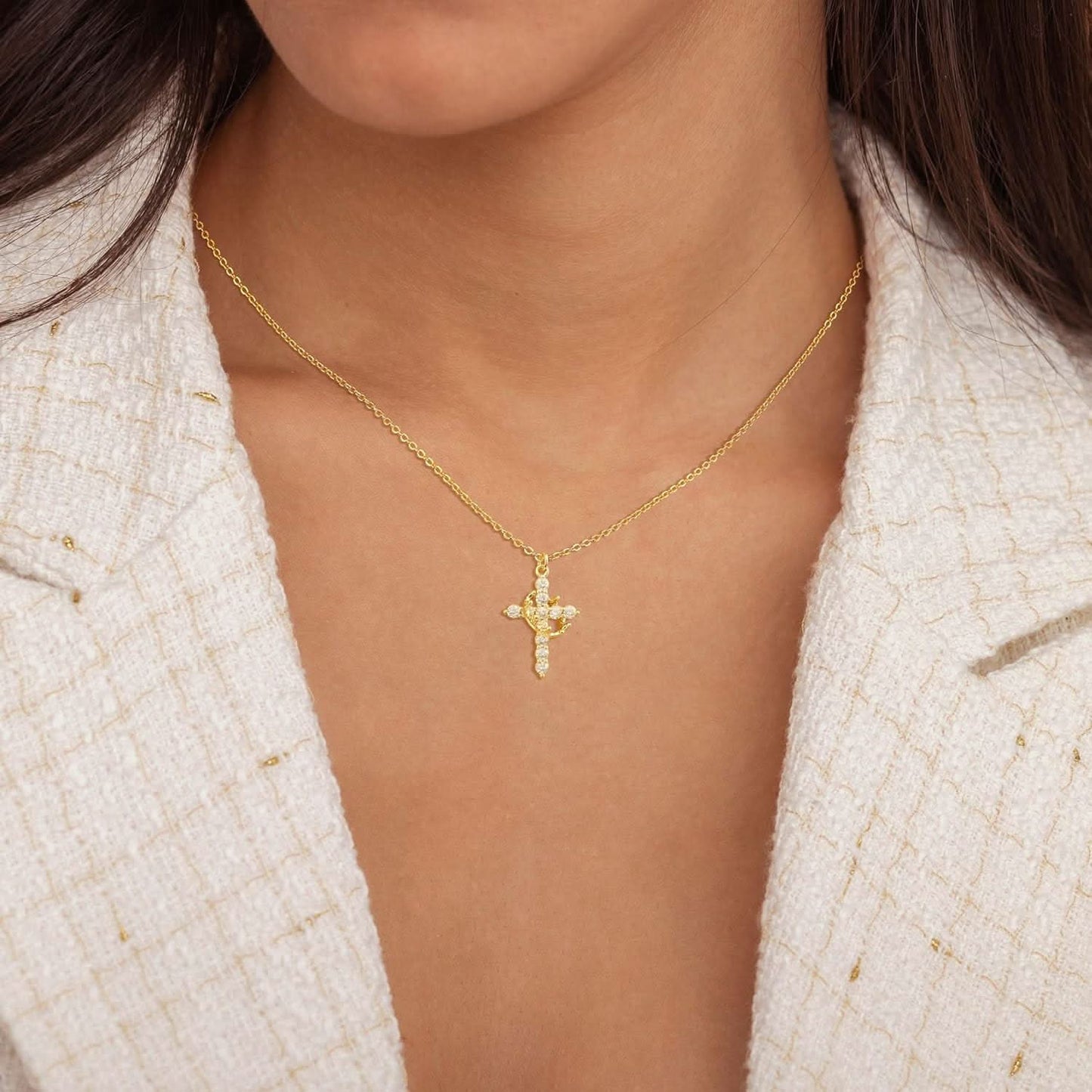 Elegant Gold Tone Cross Chain Necklace
