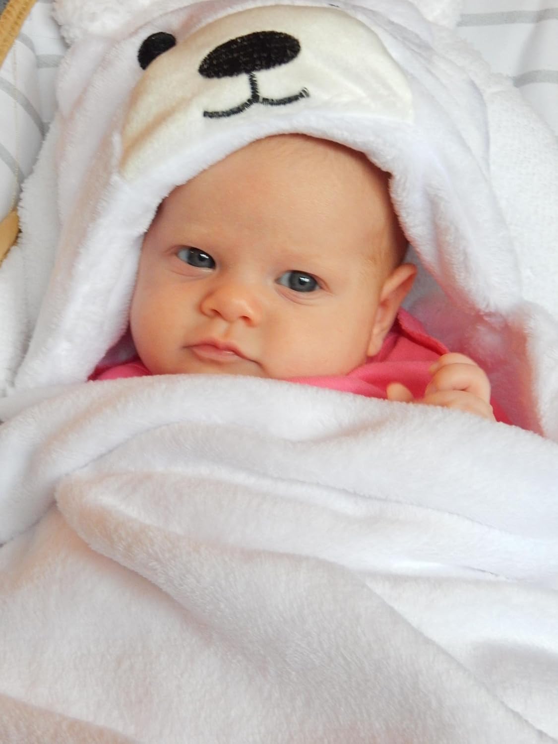 Soft Baby Hooded Bath Wrap – Cozy & Quick Dry