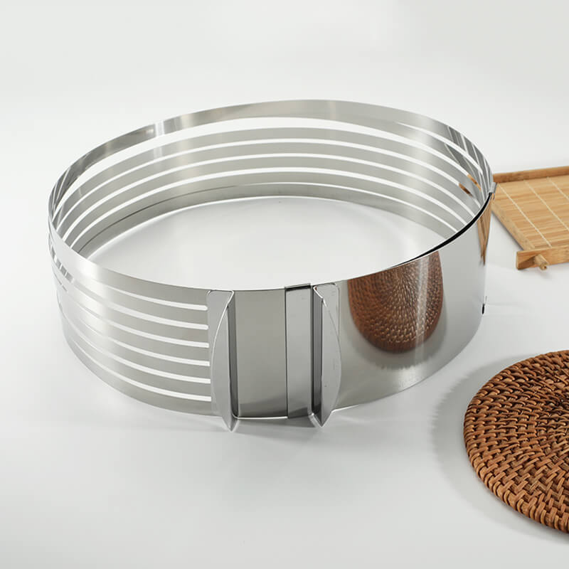 Simple Cake Slicing Tool Set
