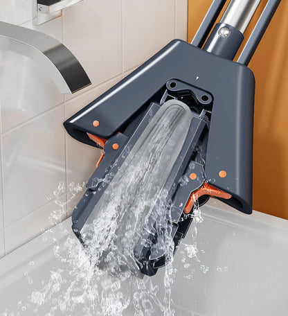 Effortless Cleaning Mop with Automatic Scrubbing Feature