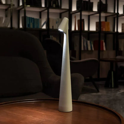 Simple Wireless LED Desk Lamp