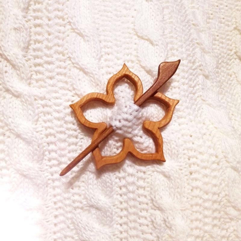 Adorable Wood Animal Brooch Pin