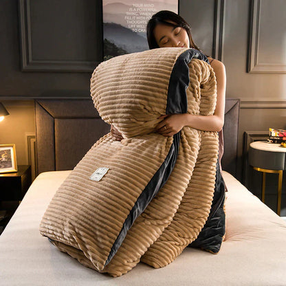 Cozy Fleece Bedding Set