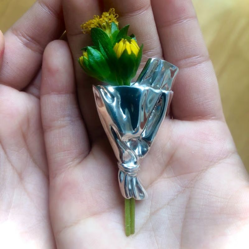 Floral Pattern Jewelry Brooch