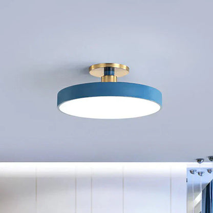Simple Nordic Hanging Light