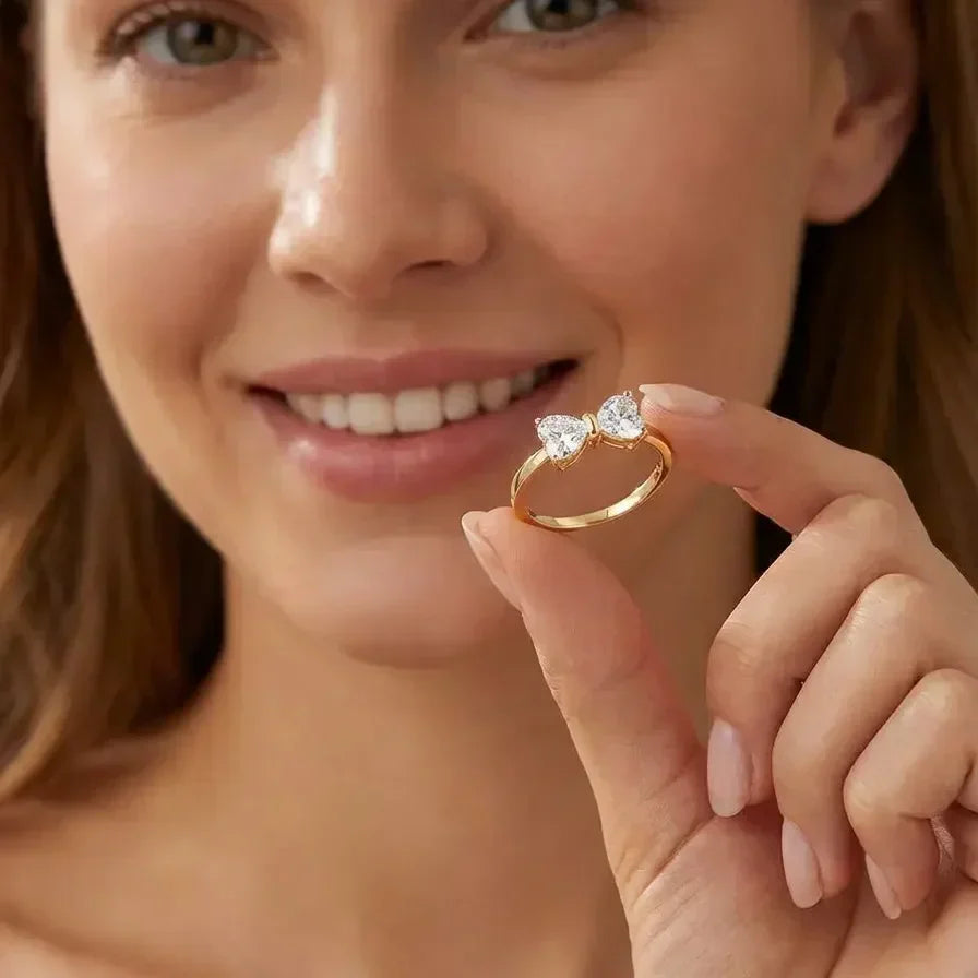 Luxurious Silver Dazzling Bow Wedding Ring