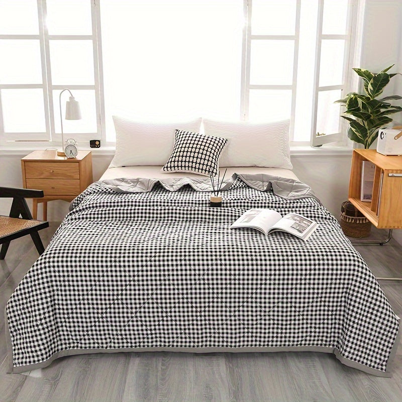 Soft Plaid Throw Blanket for Chill Nights