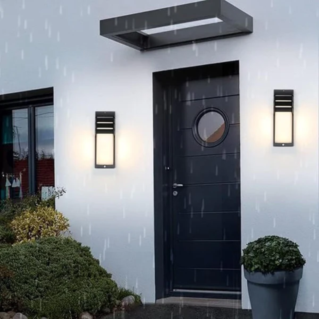 Automatic Dusk to Dawn Outdoor Wall Lamp