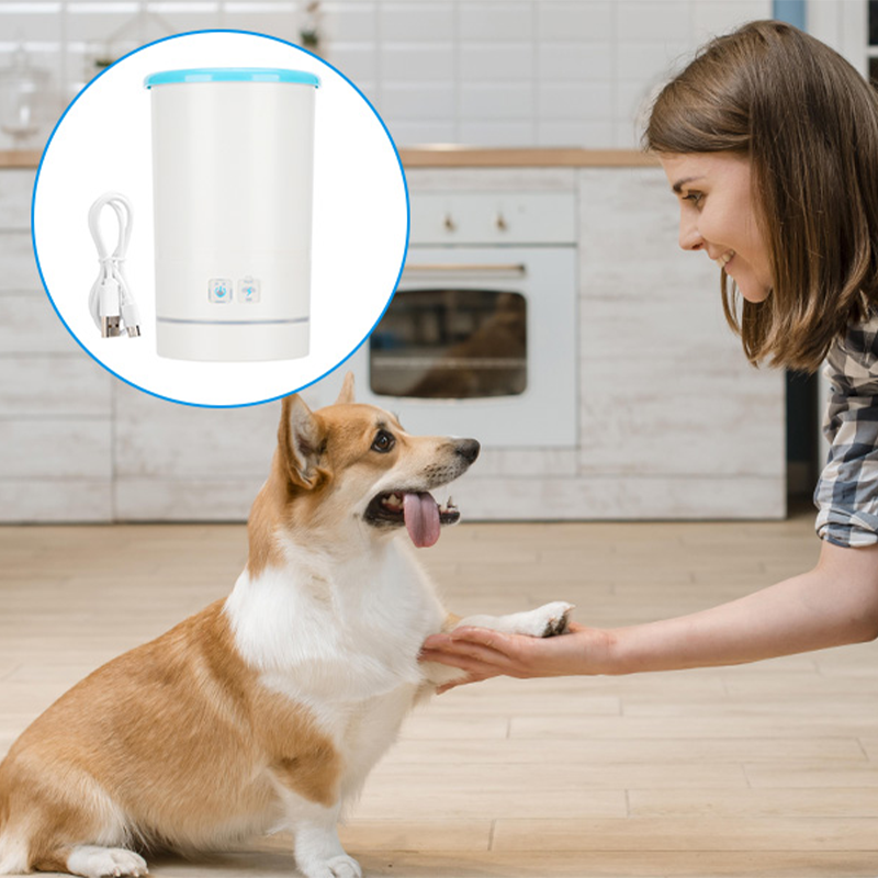 Soft Pet Paw Cleaning Spray