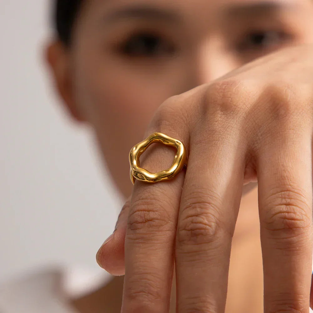 Elegant Rose Gold Statement Ring