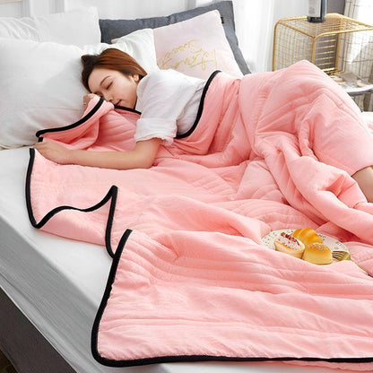 Lightweight Summer Blanket – Cool Breathable Throw