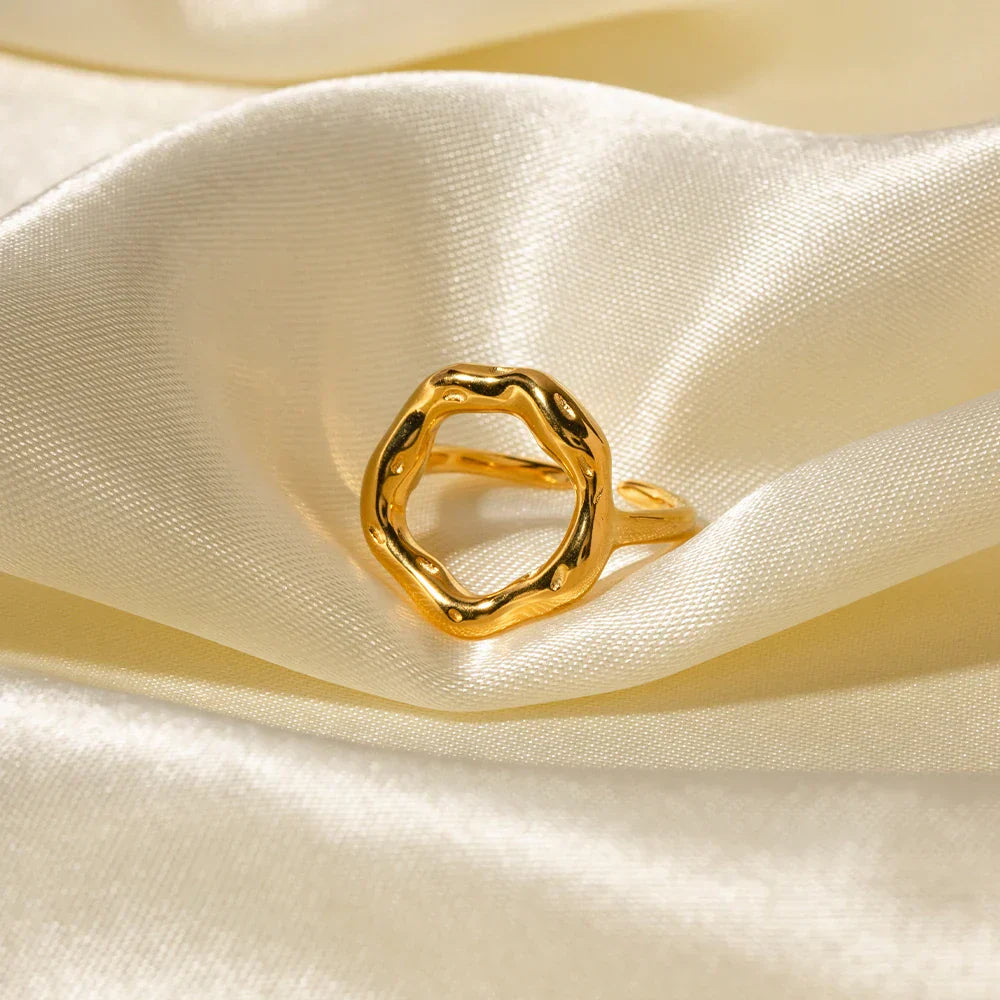 Elegant Rose Gold Statement Ring