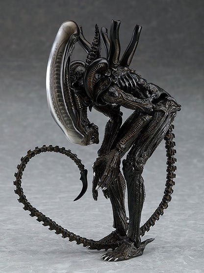 Cool Alien Action Figure 18cm Collectible Toy