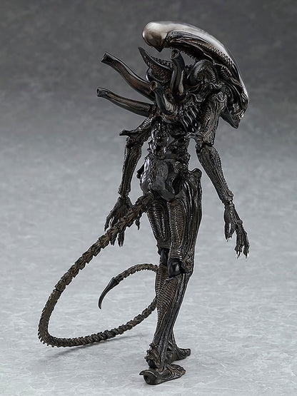 Cool Alien Action Figure 18cm Collectible Toy