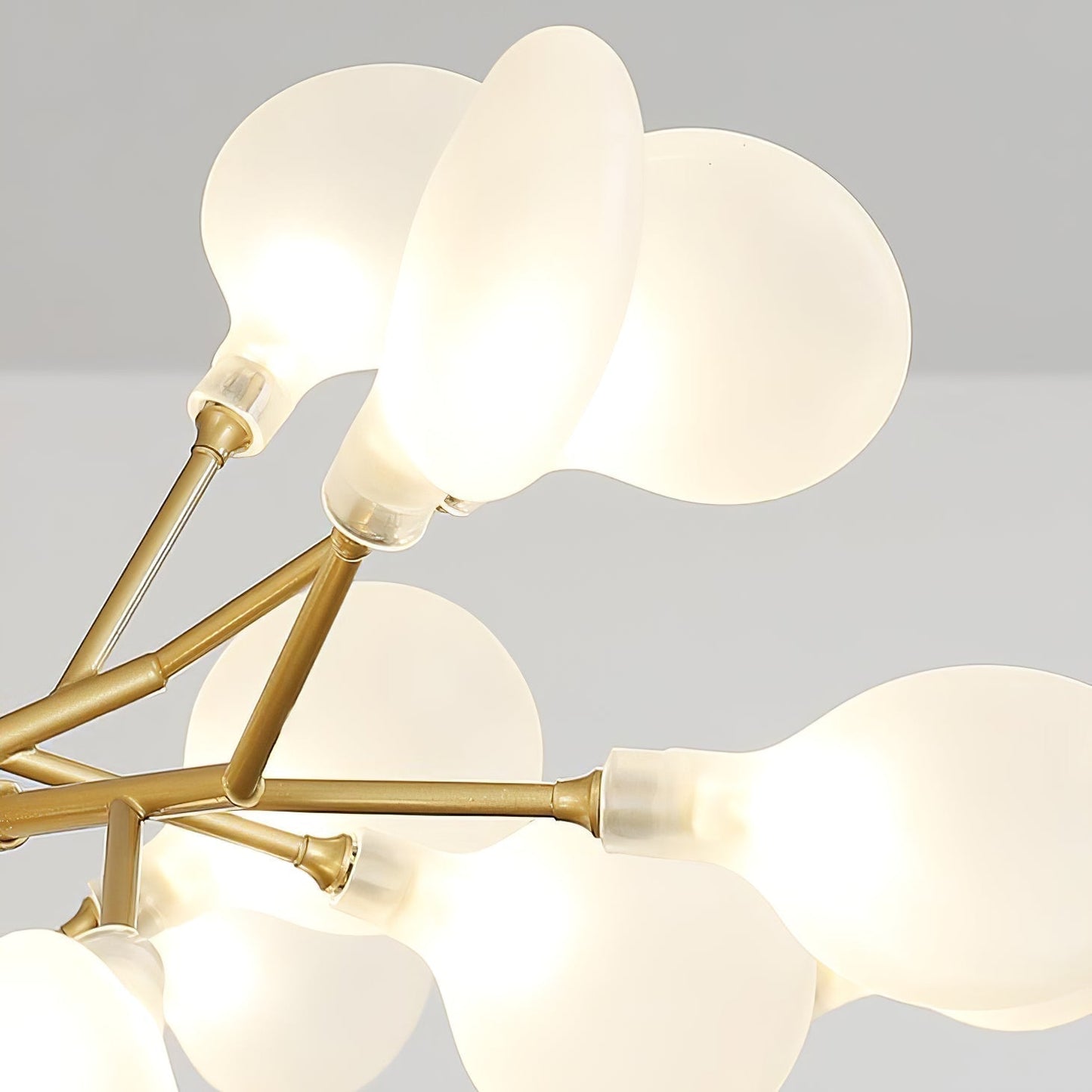 Glowing Crystal LED Pendant Light