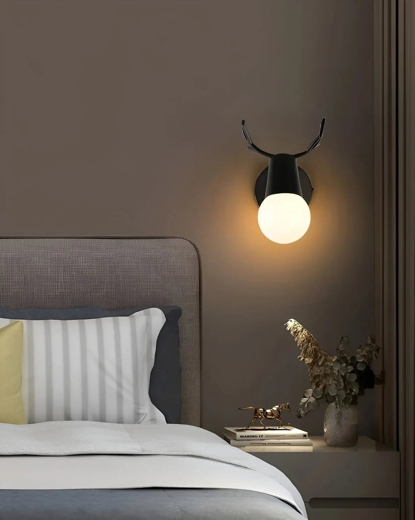 Modern Antler LED Wall Light – Bright & Eco Friendly