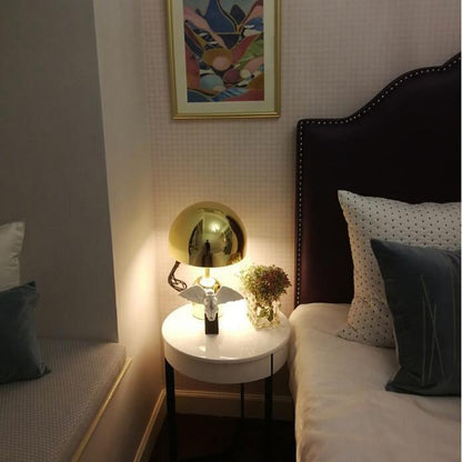 Classic Circular Table Lamp