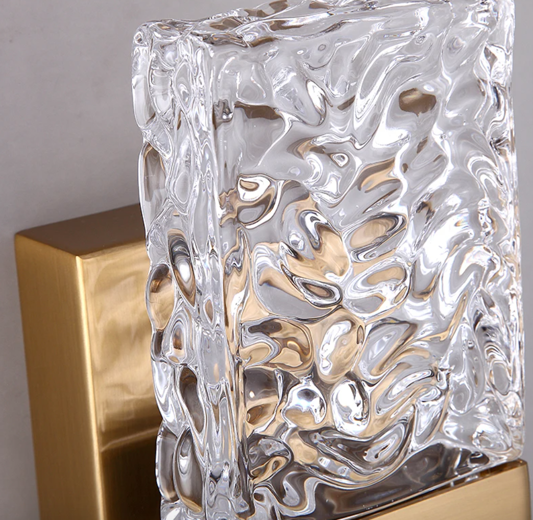Contemporary Curved Wall Lamp