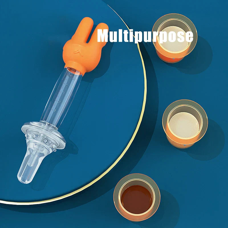 Baby Food Feeder with Measurement Cup and Syringe - Luxicro